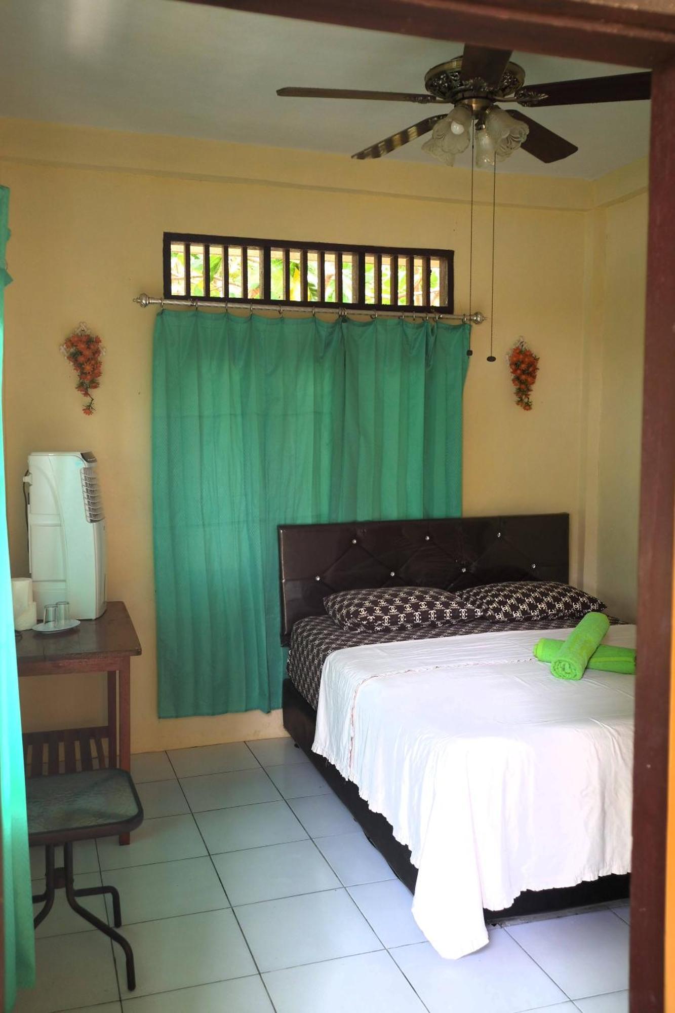 Bunaken Sea Garden Resort Zewnętrze zdjęcie